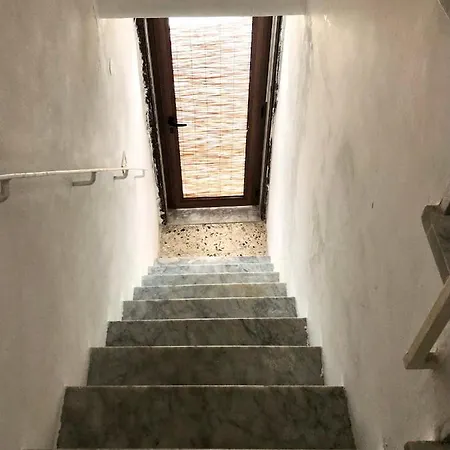 Apartment Tiny House Monopoli
