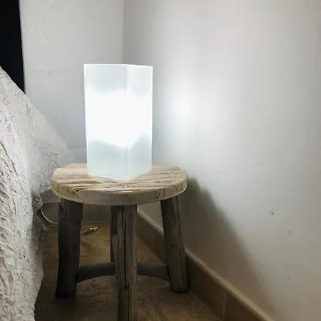Tiny House Apartment *