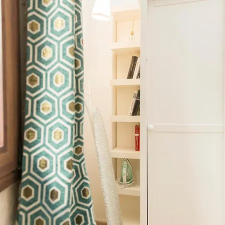Apartment Tiny House *